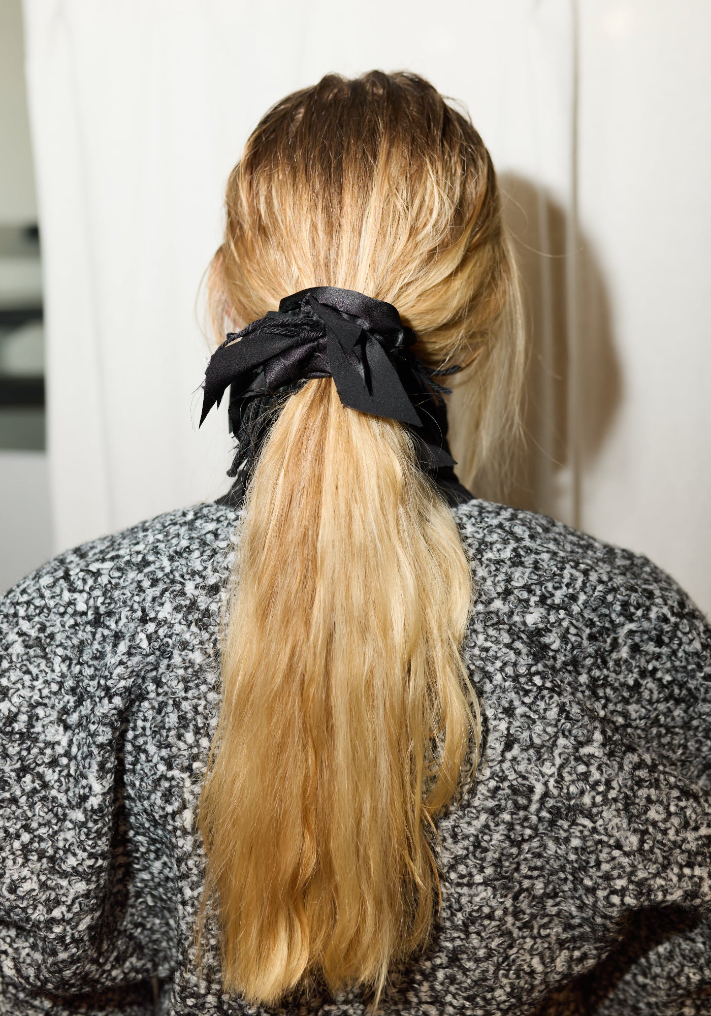 Чорна шовкова резинка Bobkova x Mon Mou