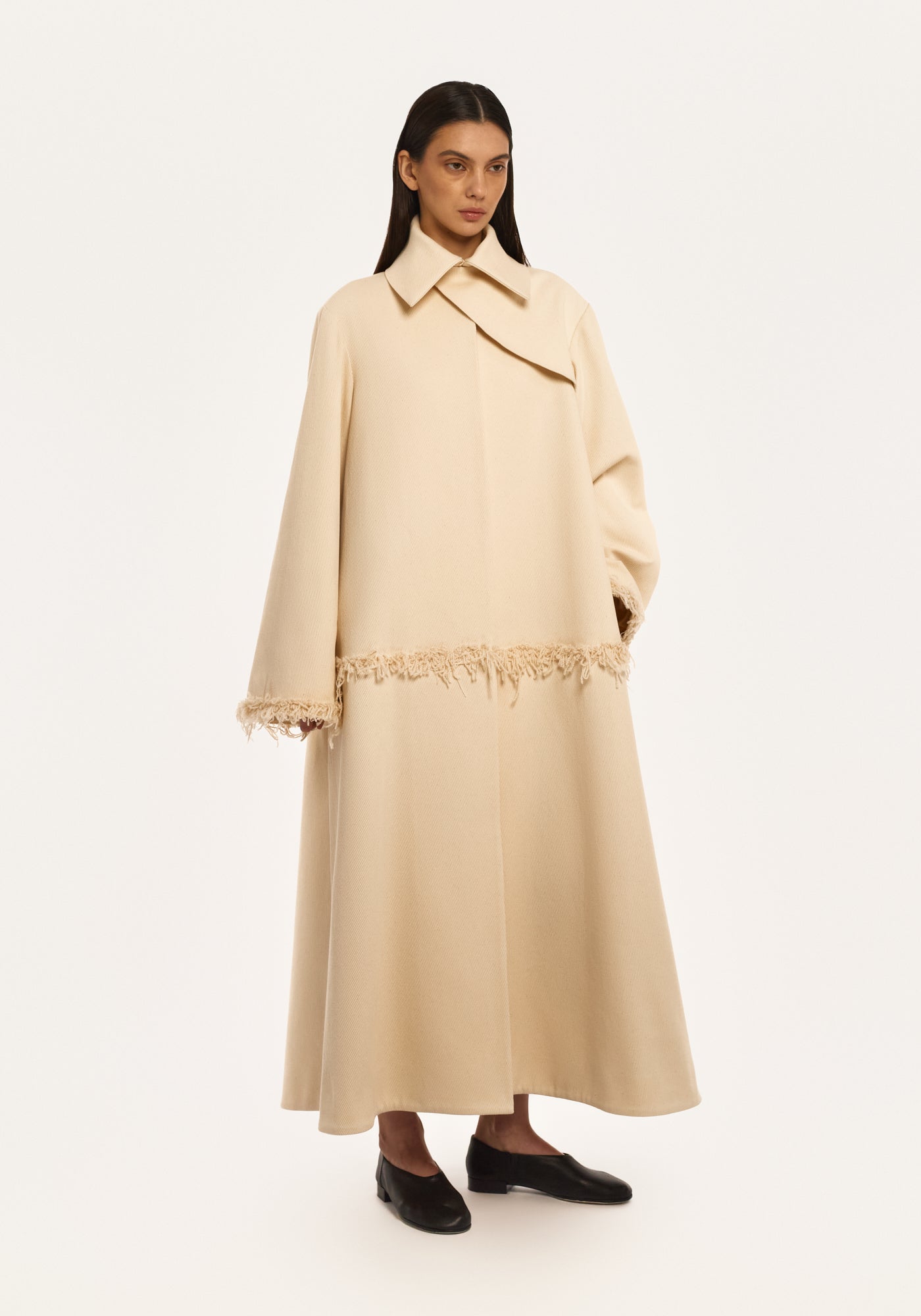 Бавовняне пальто з крафтовою вишивкою