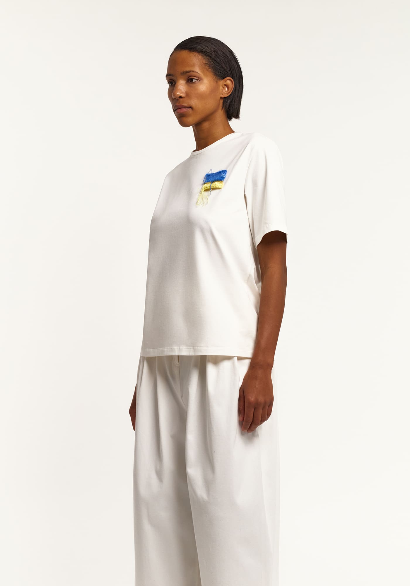 Футболка з українським прапором ручної в'язки