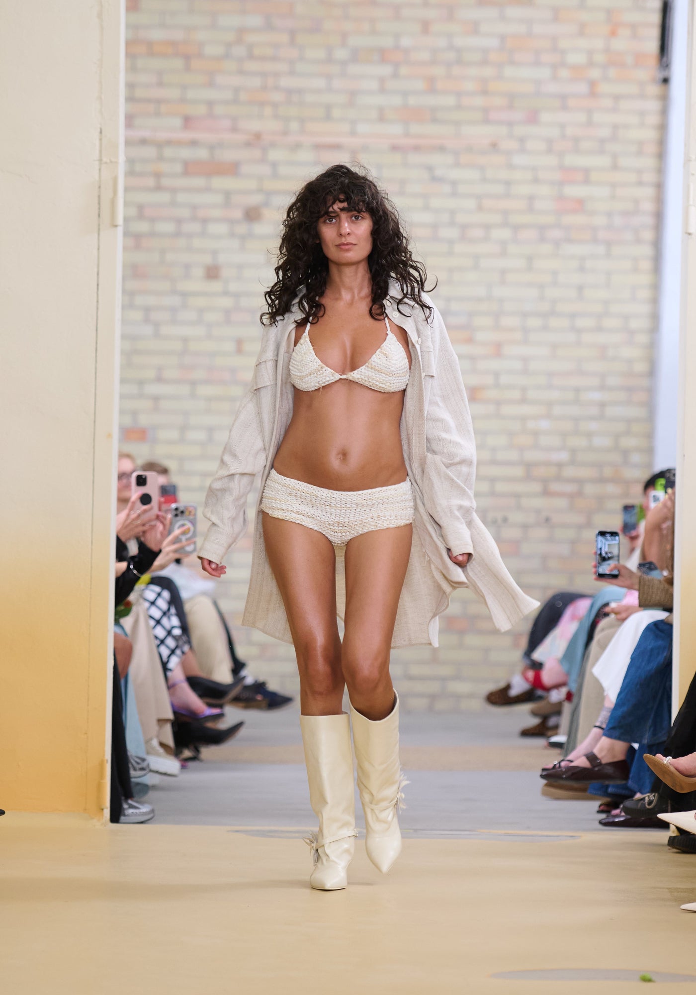 Сорочка з сіро-бежевого твиду