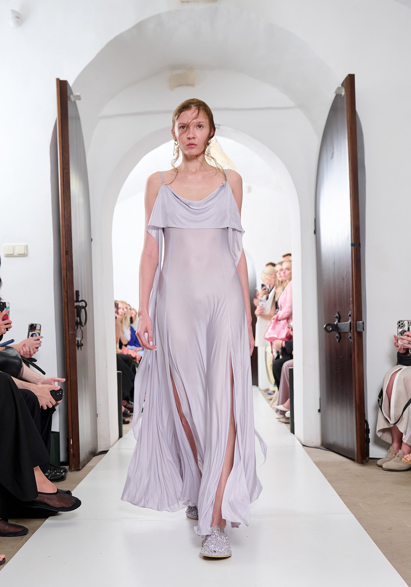 Бузковий трикотажний сарафан