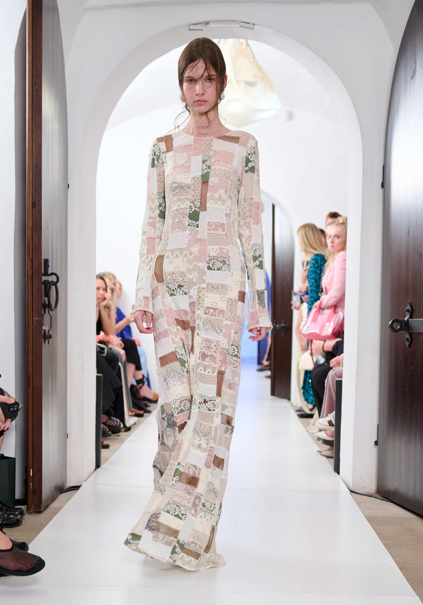 Мереживна сукня максі печворк