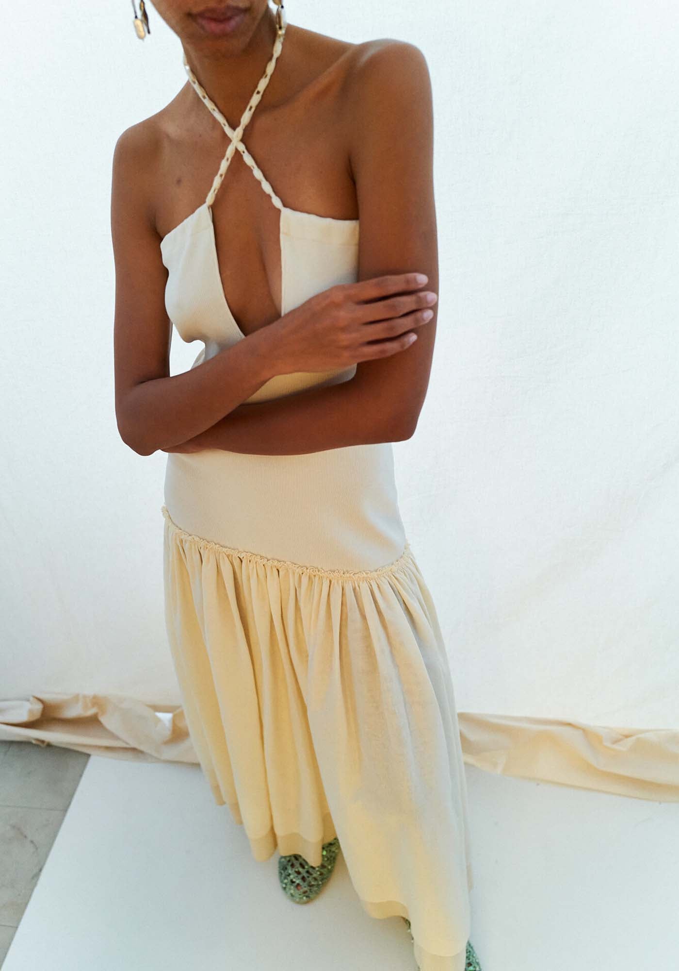 Ванільна сукня-пачка