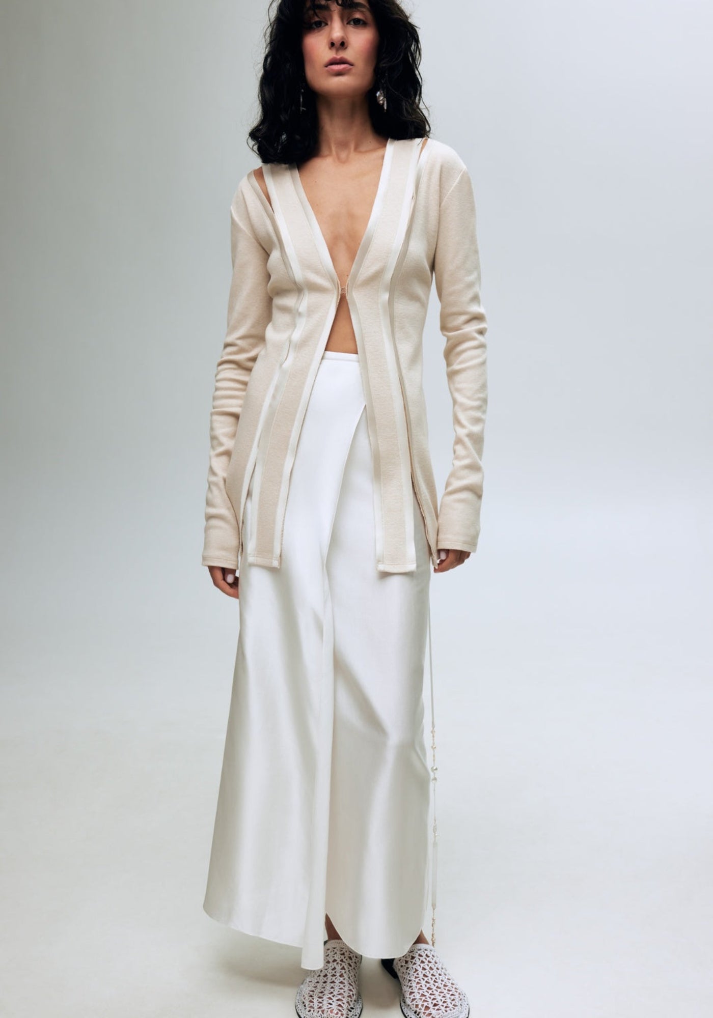 Спідниця з білого шовку