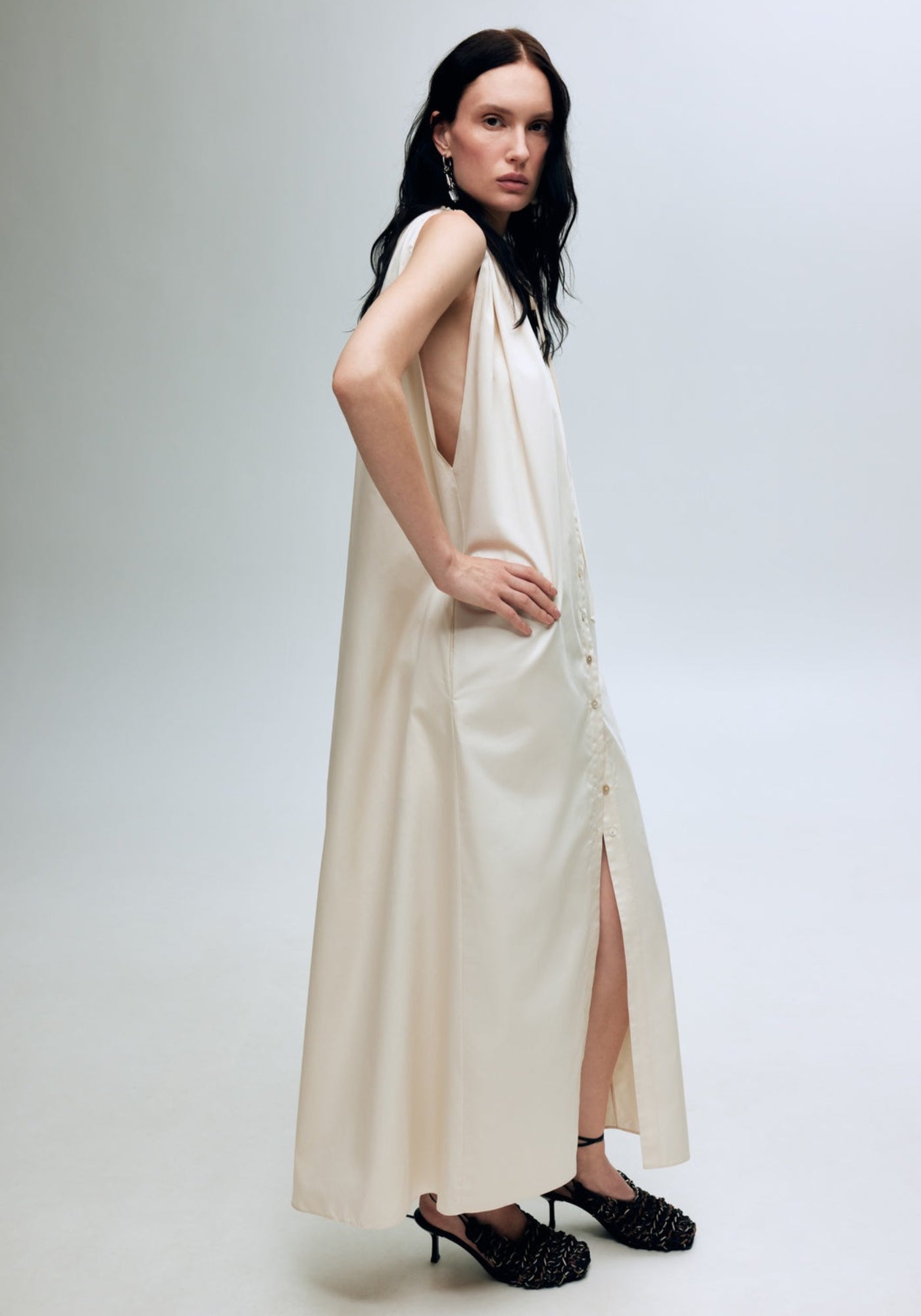 Світло-бежевий сарафан-сорочка