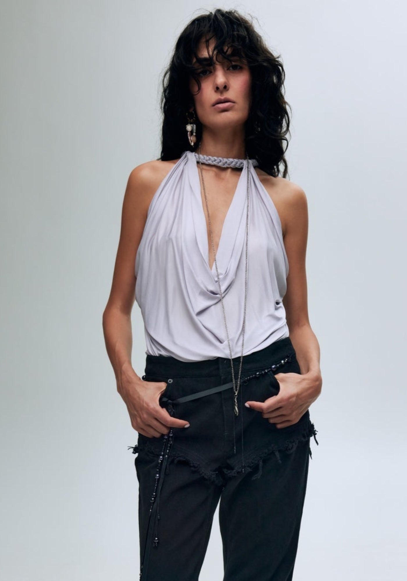 Бузковий топ на шнурці