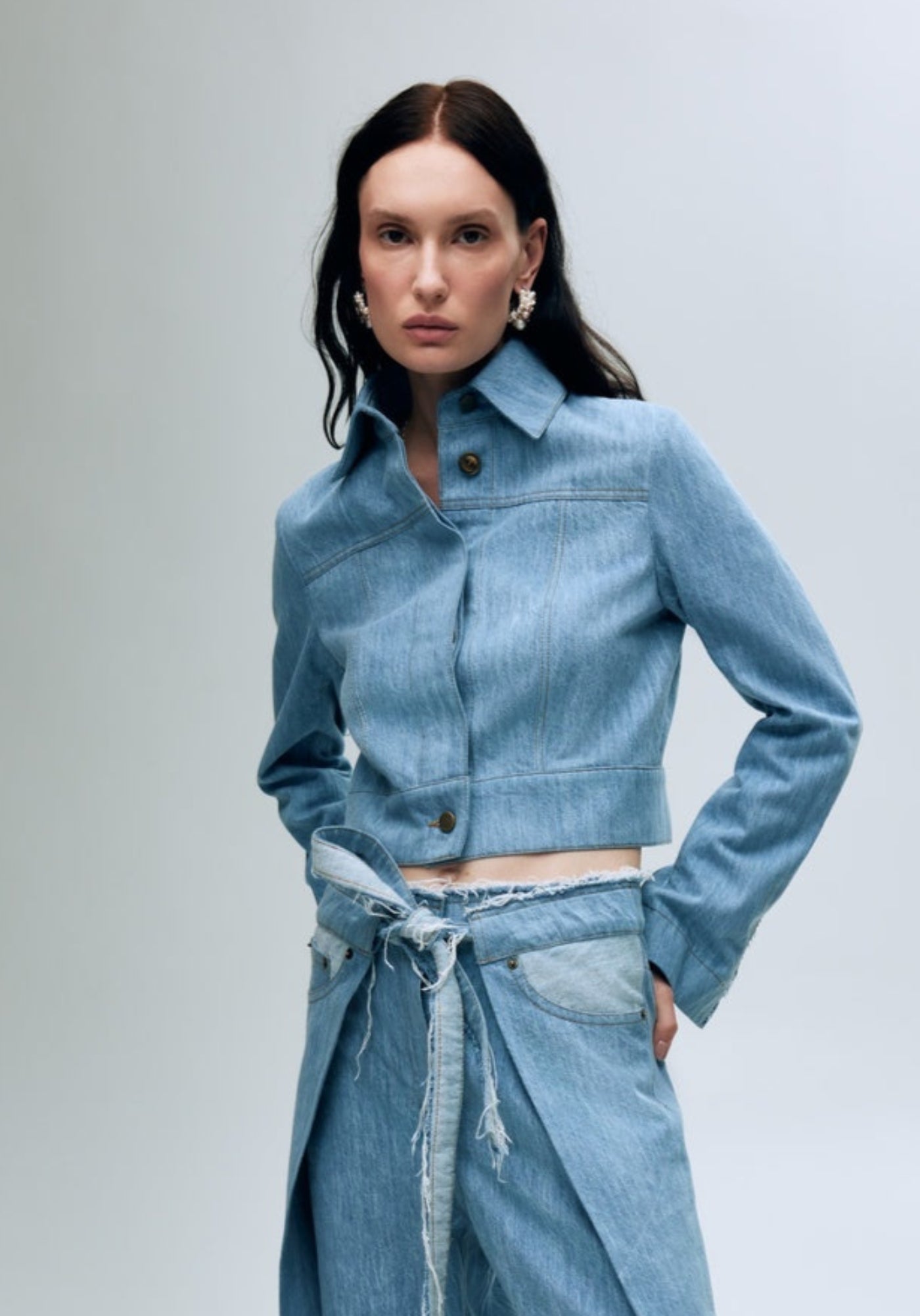 Джинсова  куртка