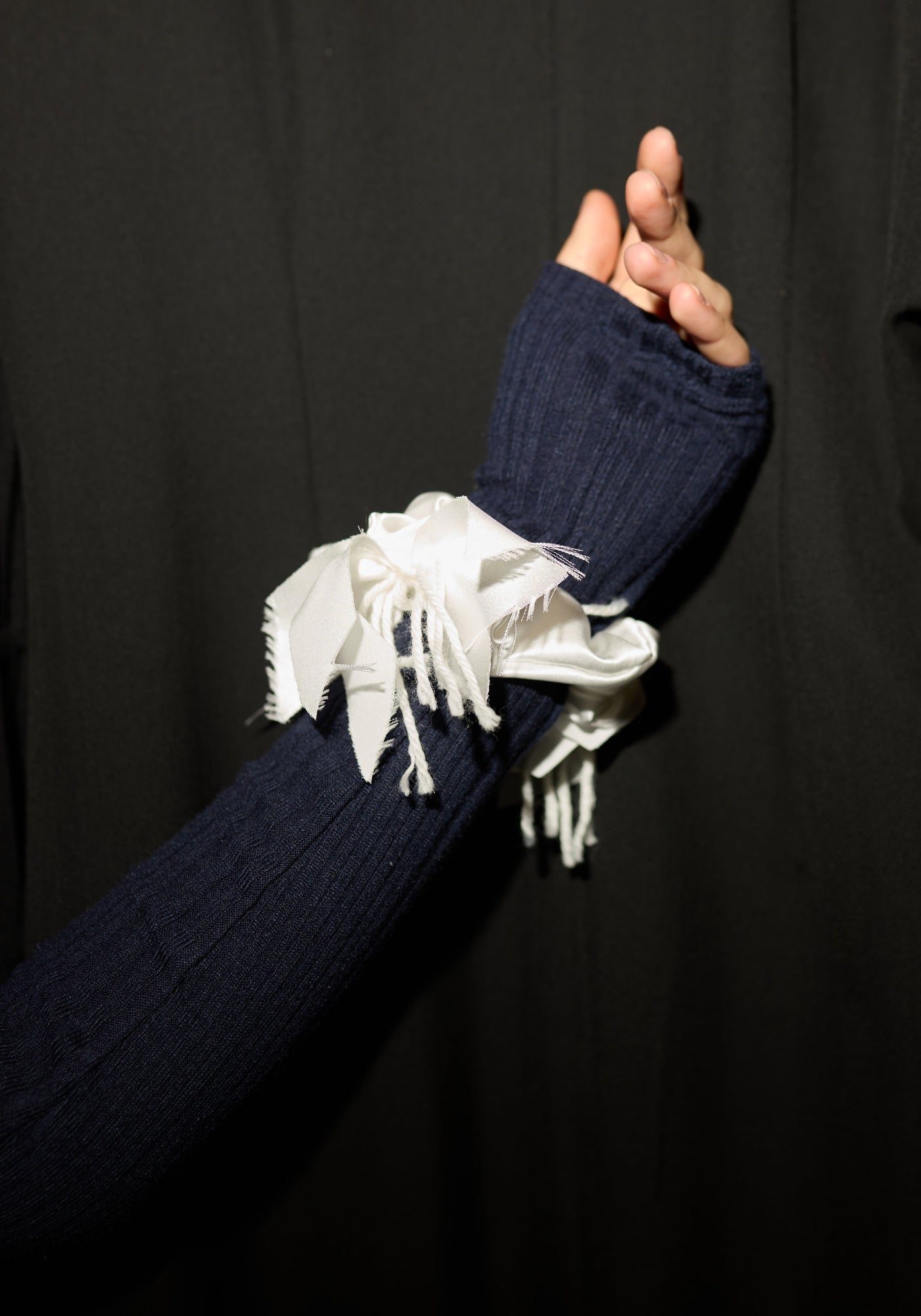 Біла шовкова резинка BOBKOVA x Mon Mou