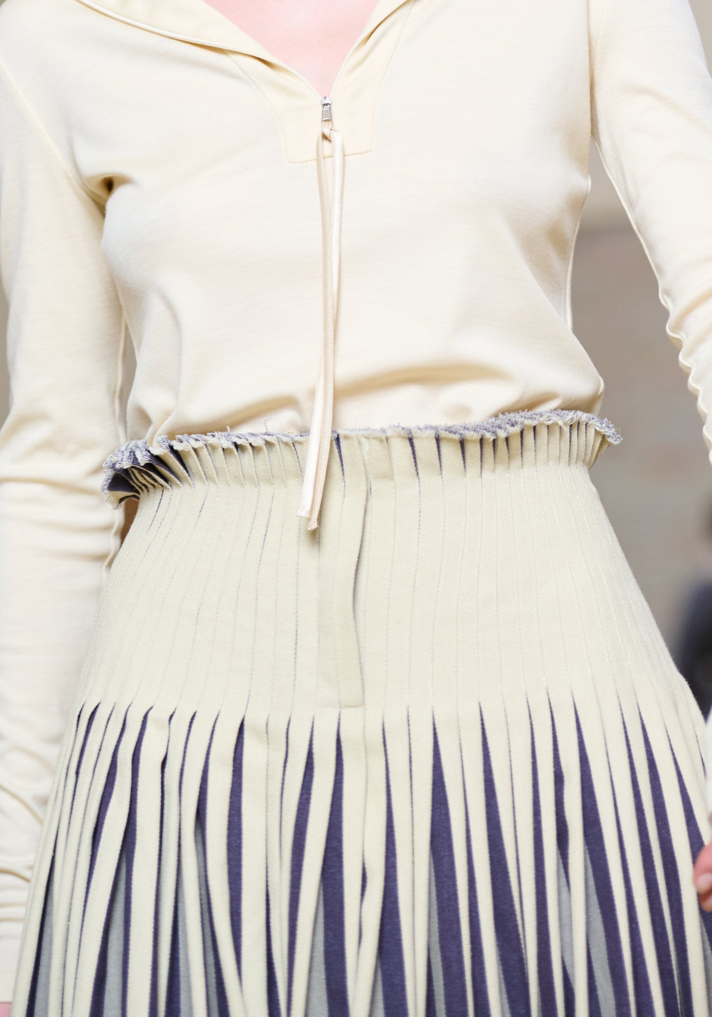 Спідниця джинсова в смужку