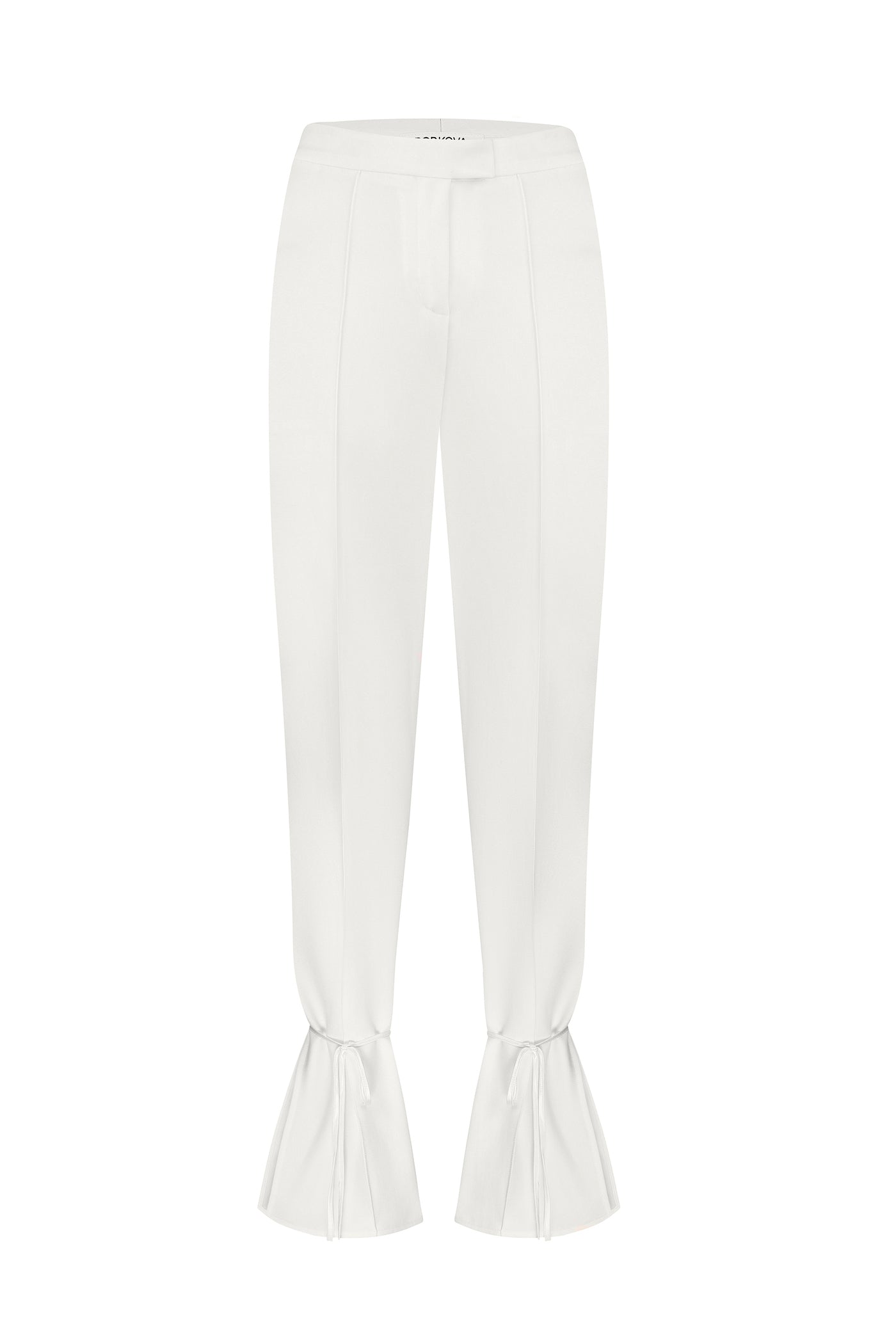 Narrowed white trousers